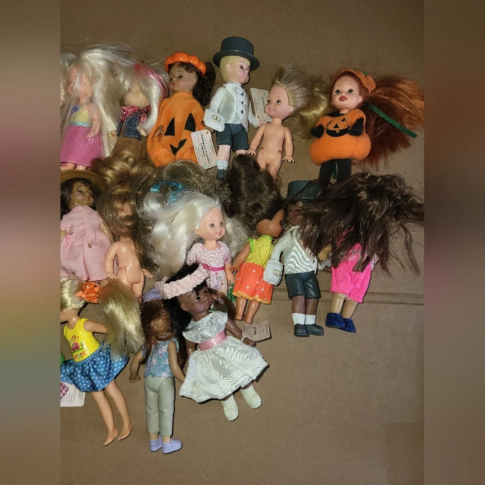 Madame Alexander Set Dolls - Picture 3 of 3